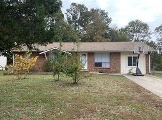 181 Caldwell Dr, Hampton, GA 30228