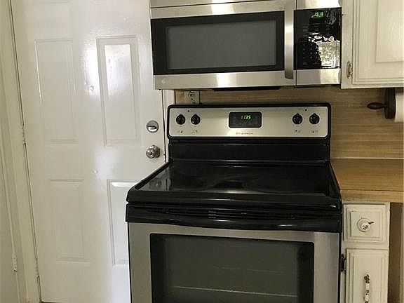 4th image of 1517 Randolph Dr