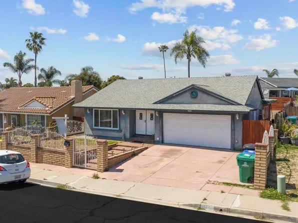 146 Padre Tullio Dr, San Ysidro, CA 92173