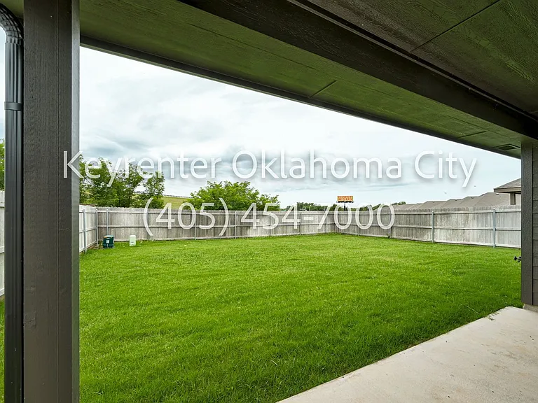 2809 Tracys Mnr — Photo 38