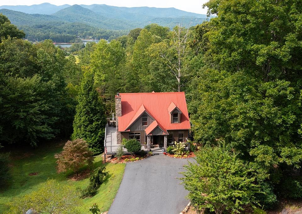1st image of 729 Gage Dr