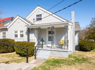 2 E 11th St N, Big Stone Gap, VA 24219