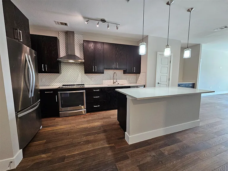 3114 S Congress Ave #302 — Photo 3