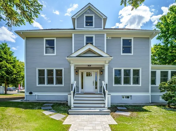 368 Worcester St, Wellesley, MA 02481