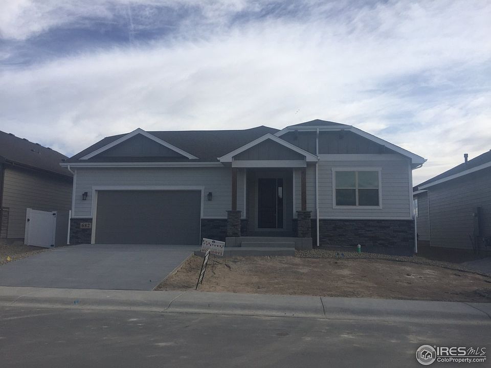 1st image of 682 Vermilion Peak Dr