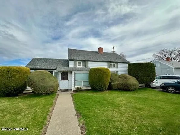 111 N 56th Ave, Yakima, WA 98908