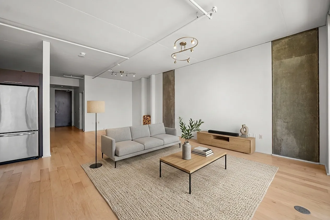 1 bed, 1030 sqft, $3,200 — Photo 2