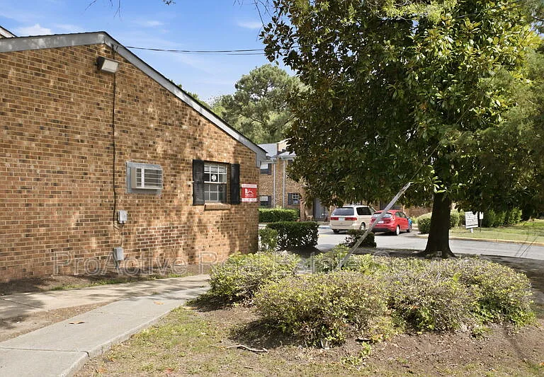 1462 Gabriel Dr #64 — Photo 17