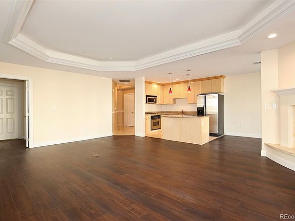 4th image of 1827 N Grant St Unit 301