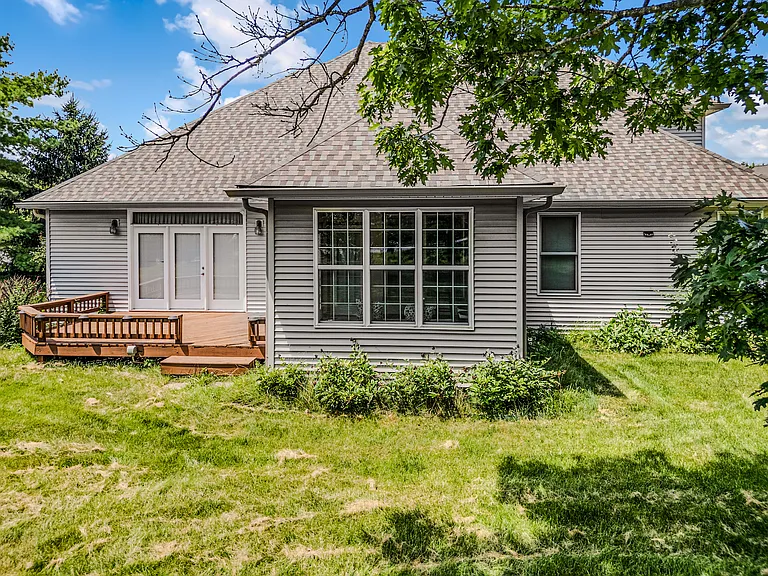 725 Greystone Ct — Photo 49