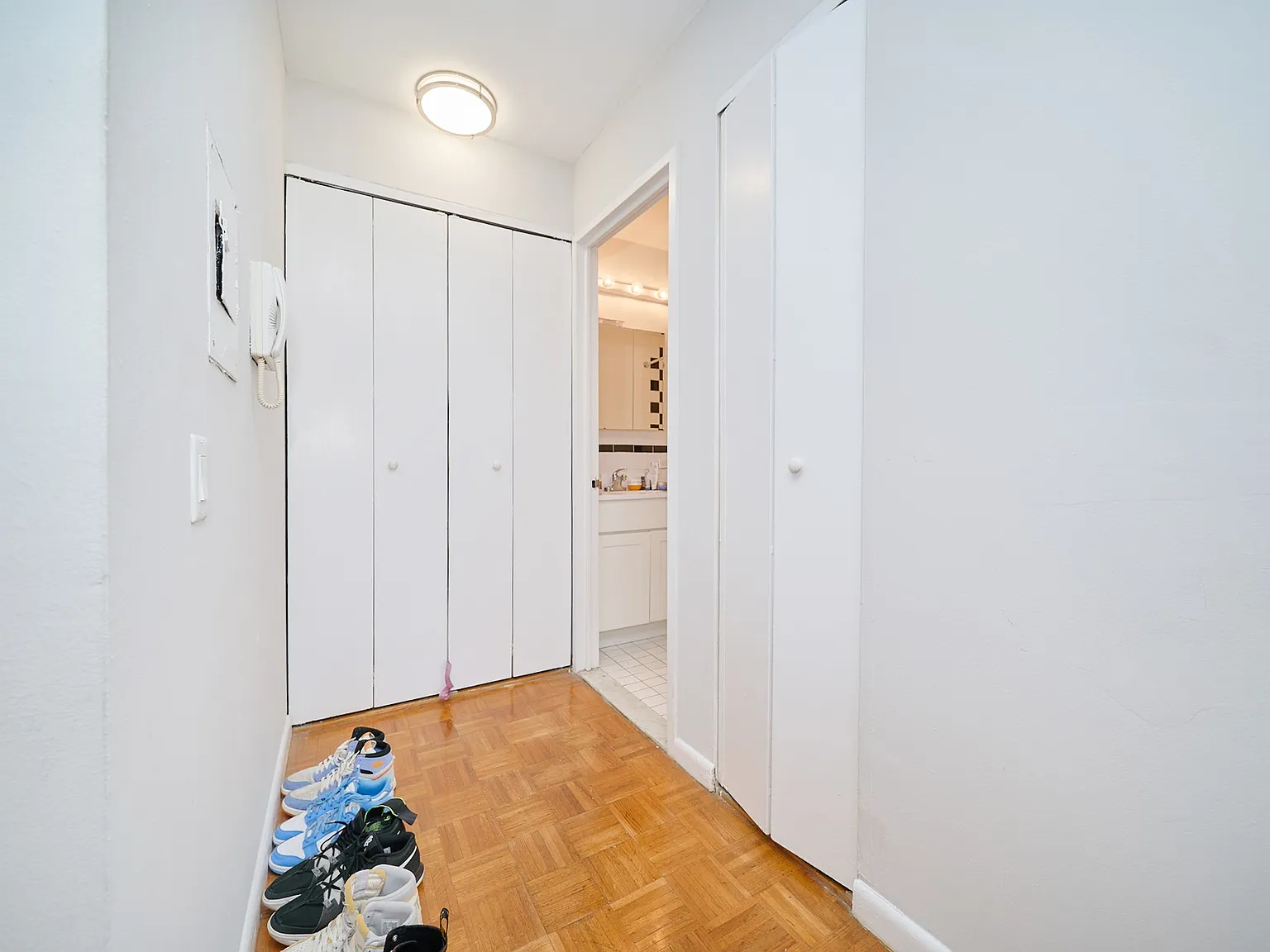 337 West 43rd Street — Photo 4