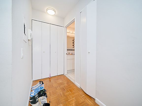 2nd image of 337 W 43rd St APT 3D