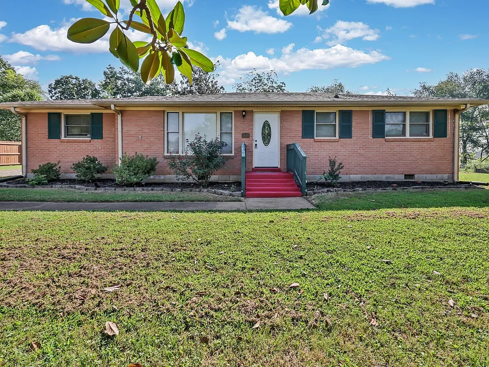 504 Wren Dr