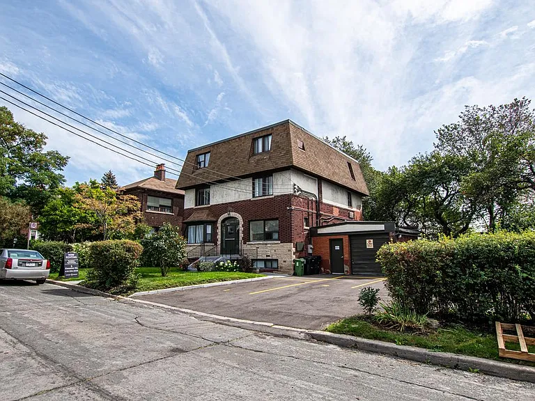 5 Glenavon Rd #B5 — Photo 15