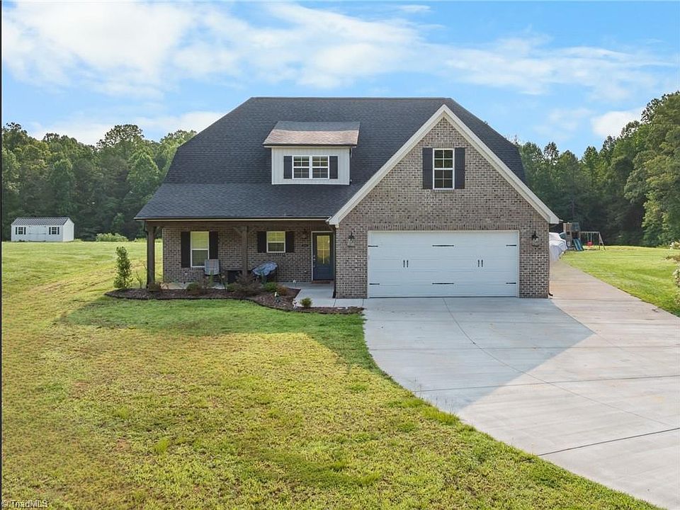 1st image of 4844 Old Thomasville Rd
