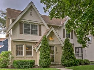 7217 Terrace St, Kansas City, MO 64114