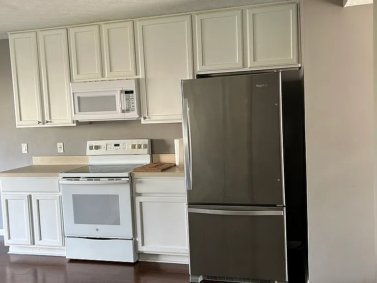 5095 Maple Valley Dr — Photo 6