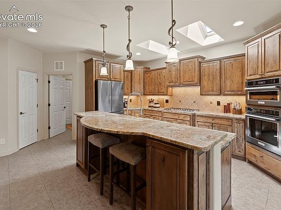 3rd image of 18330 Bakers Farm Rd