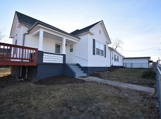 1200 S 4th St, De Soto, MO 63020