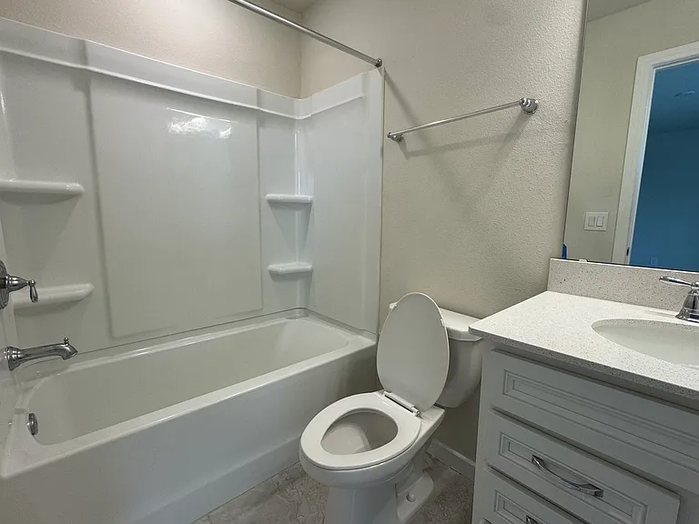 17309 Back Bay Ct — Photo 22
