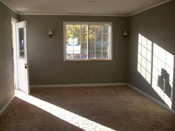 5th image of 1121 S 13th Ave