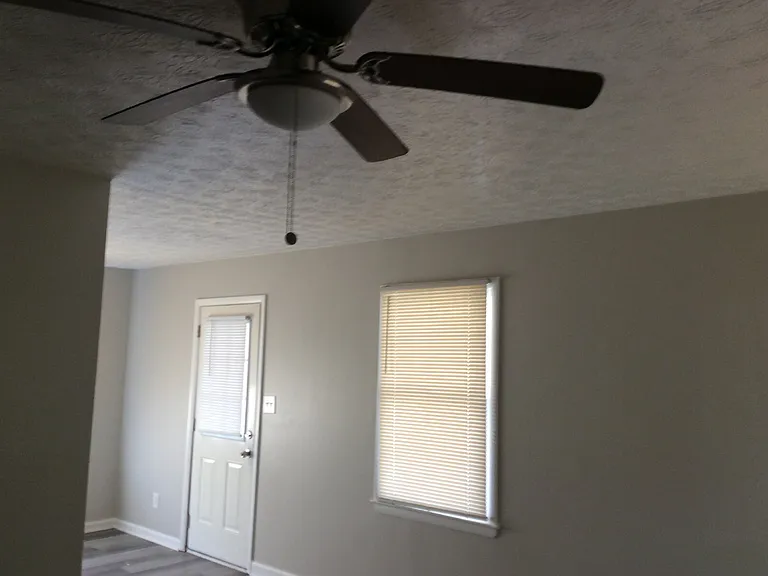 6774 Valley Hill Ct — Photo 12