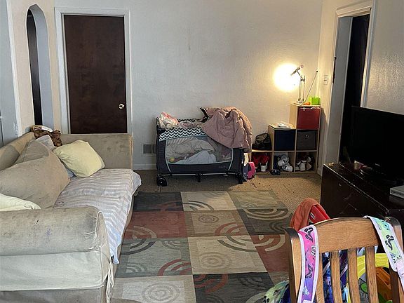 2nd image of 3136 11th St #3142
