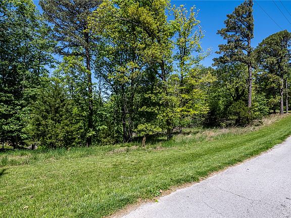 2nd image of 72 Village Rd