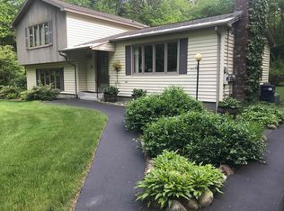 25 Brook Rd, Litchfield, NH 03052