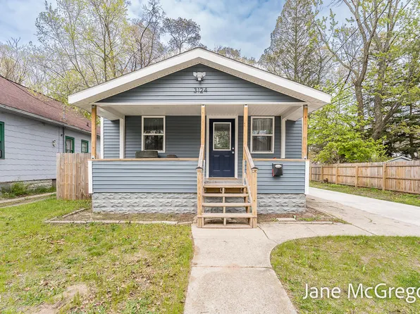 3124 5th St, Muskegon Heights, MI 49444