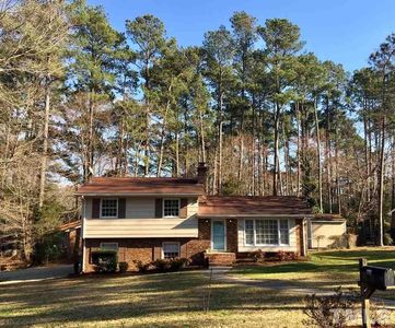401 Thornwood Rd, Chapel Hill, NC, 27517