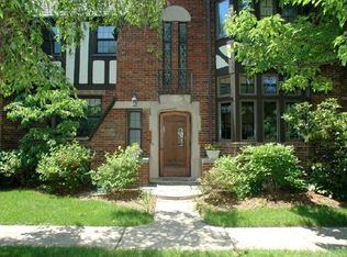 16822 Saint Paul St, Grosse Pointe, MI 48230