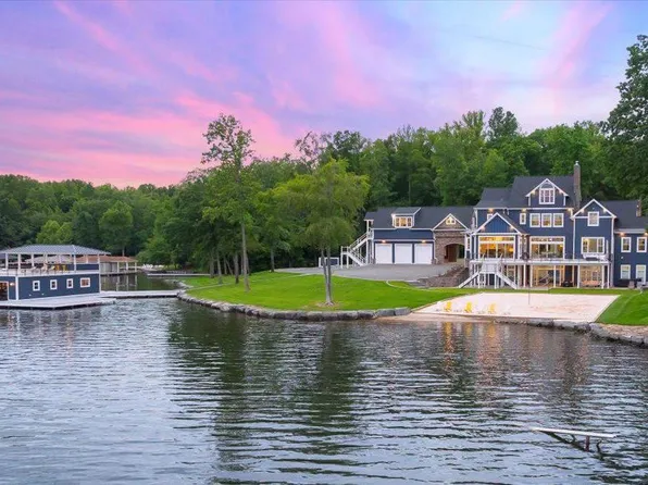 542 Twin Lakes Ln, Bumpass, VA 23024