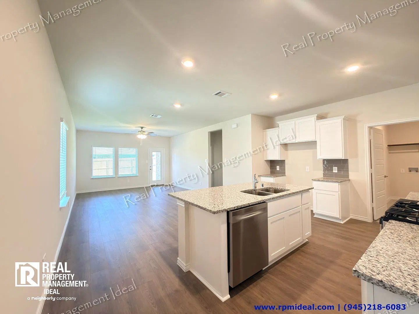4 bed, 2.5 bath, 2133 sqft, $2,199 — Photo 4