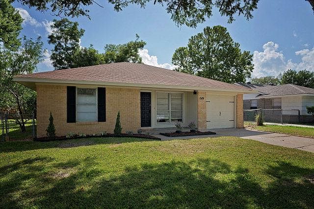 1st image of 1519 Bonham Dr
