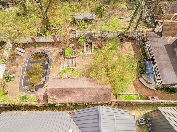 3rd image of 146 Woodmont Blvd