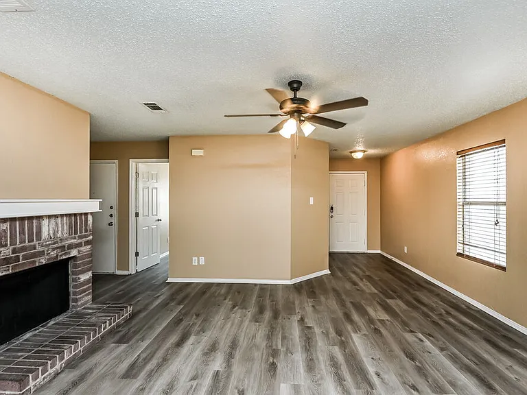 5213 Bedfordshire Dr — Photo 3