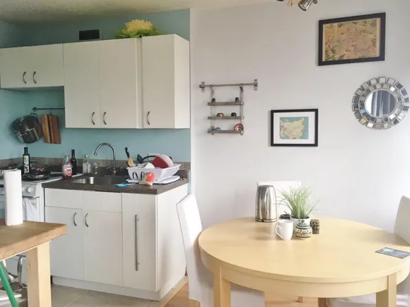 6171 N Sheridan Rd, Chicago, IL