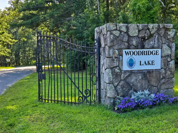 Cornwall Drive, Goshen, CT 06756