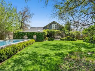 16 Redwood Rd, Sag Harbor, NY 11963