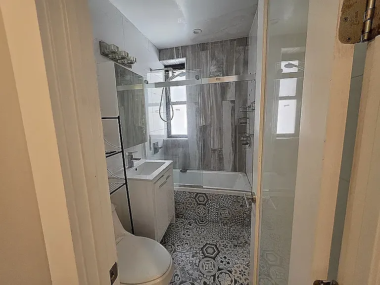 101 Woodruff Ave #2L — Photo 6