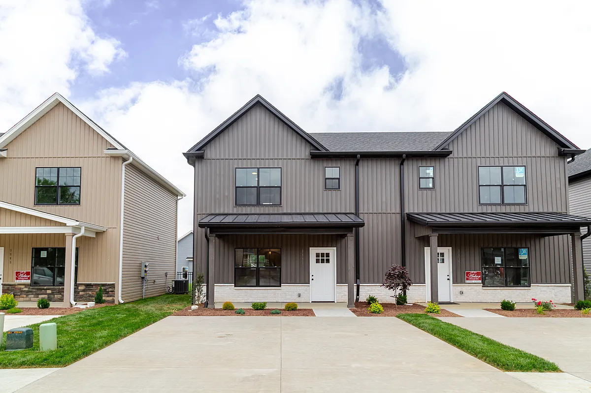 Building Photo - 3505 Arbor Crossing Way