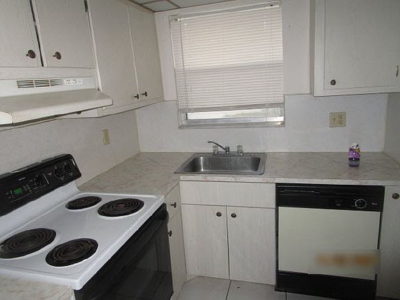 2nd image of 2651 E Sunrise Lakes Dr