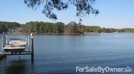Wake up to your view of the lake