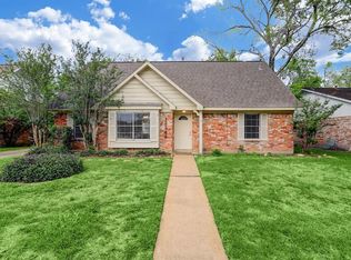 12346 Huntington Venture Dr, Houston, TX 77099