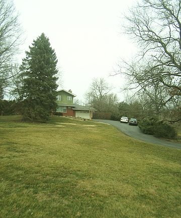 5th image of 9314 W 121st St