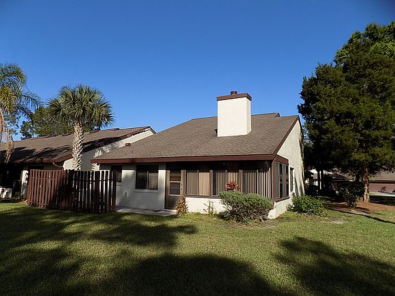 3rd image of 100 Fox Fire Cir
