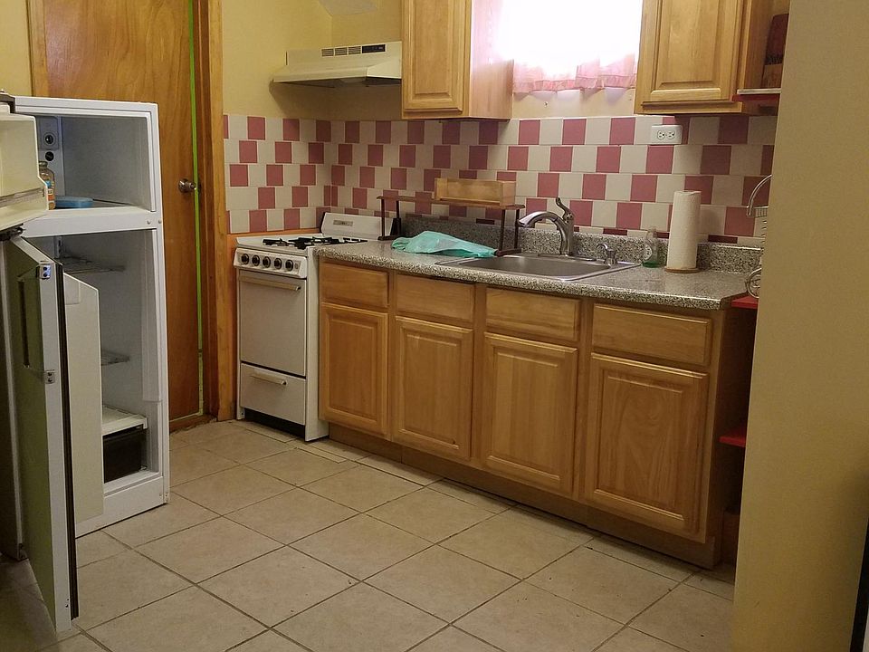1st image of 1442 E 66th St
