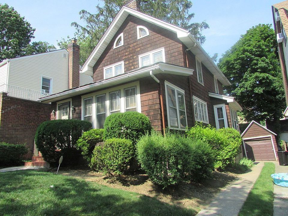1st image of 8415 116th St