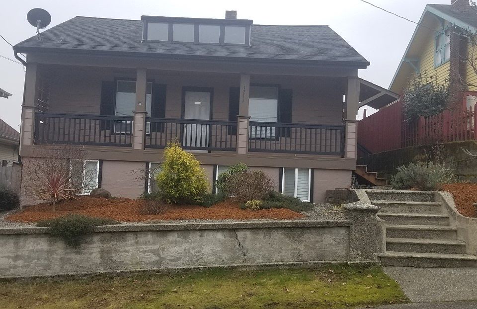 1st image of 1213 5th St APT A